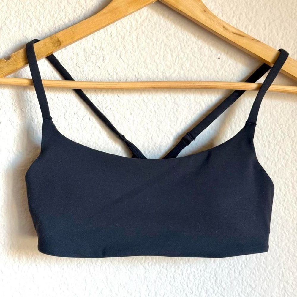 Lululemon Wunder Train Strappy Racer Bra Black Size 6 - Picture 1 of 8